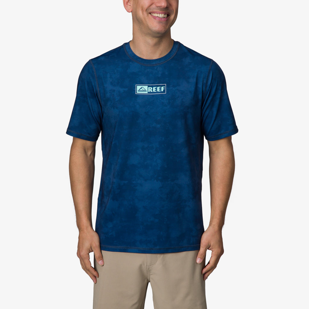 Ellsworth Short Sleeve Surf Shirt 50 UPF - Insigna Blue Water P - Front View