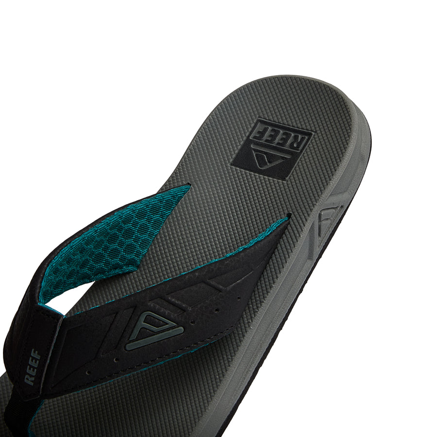 Phantoms - Grey/Black/Green - Down the Line 2 View