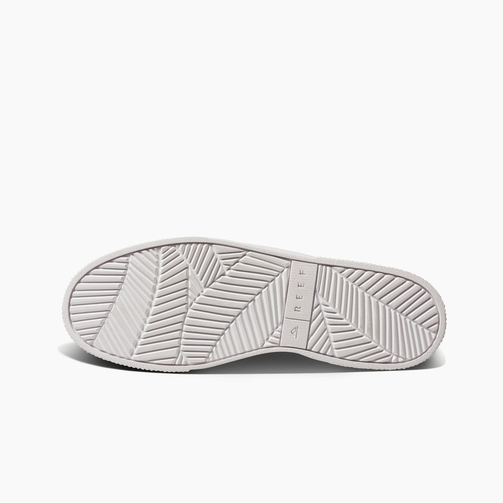 Lay Day Seas - White/Black Lese - Underside View