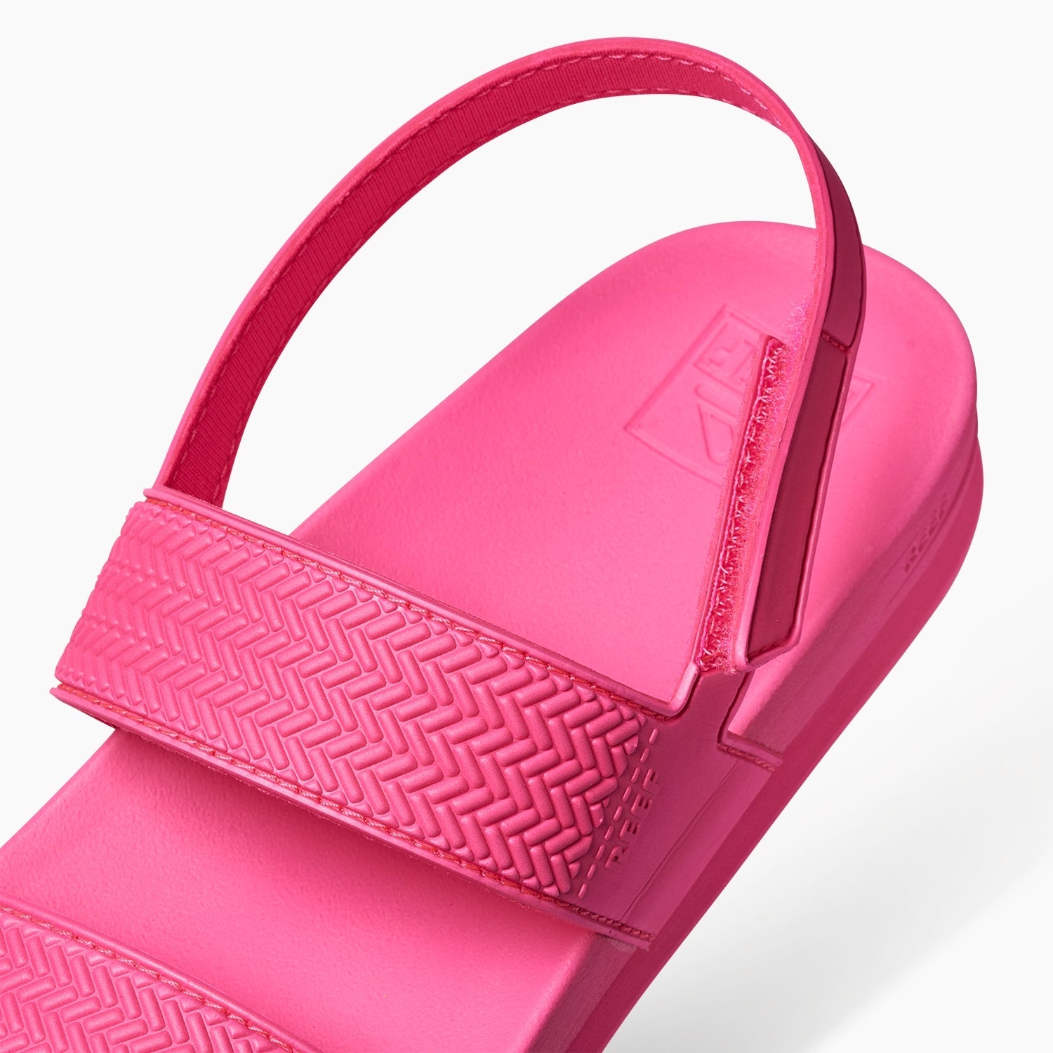 Kids Water Vista - Hot Pink - Down the Line 2 View