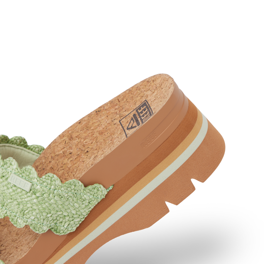 Cushion Vista Higher - Scalloped Green - Down the Line 2 View