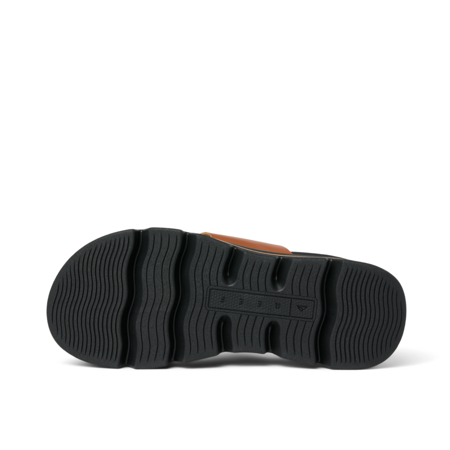 Vista Luxe Siaa - Cocoa/Black - Underside View