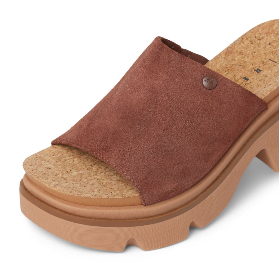 Vista Luxe Evie - Brown - Down the Line 1 View