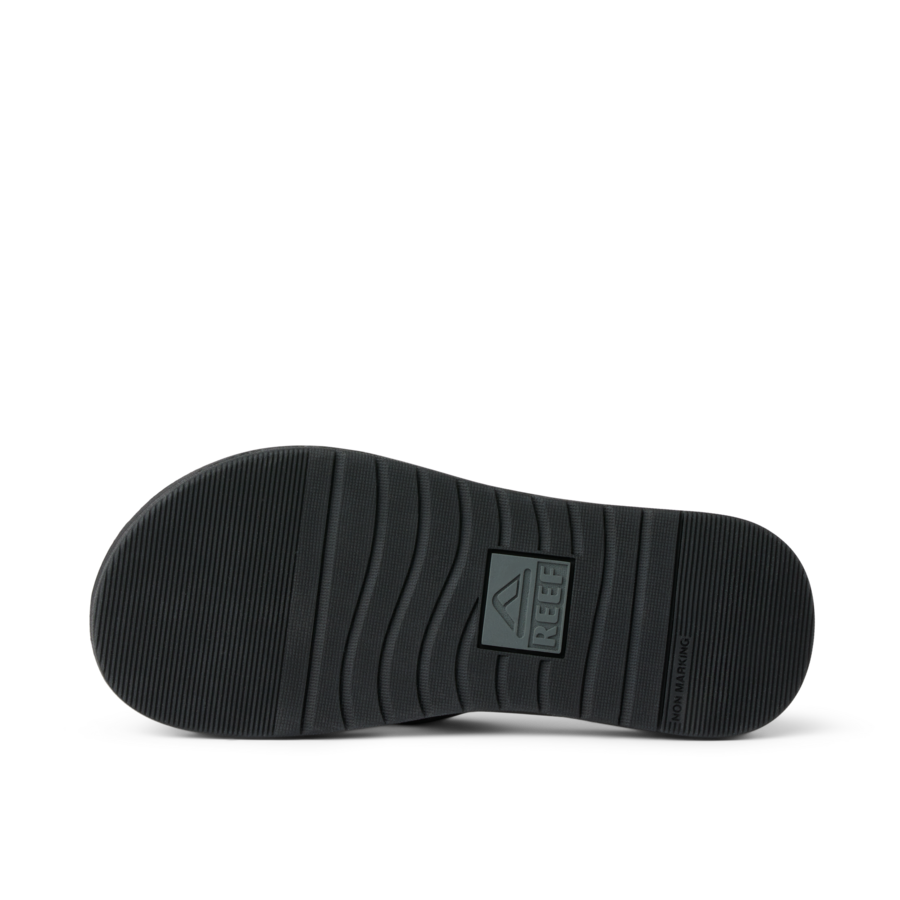 Ojai Classic - Black - Underside View