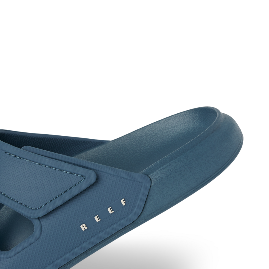 Oasis Adapt - Navy - Down the Line 2 View
