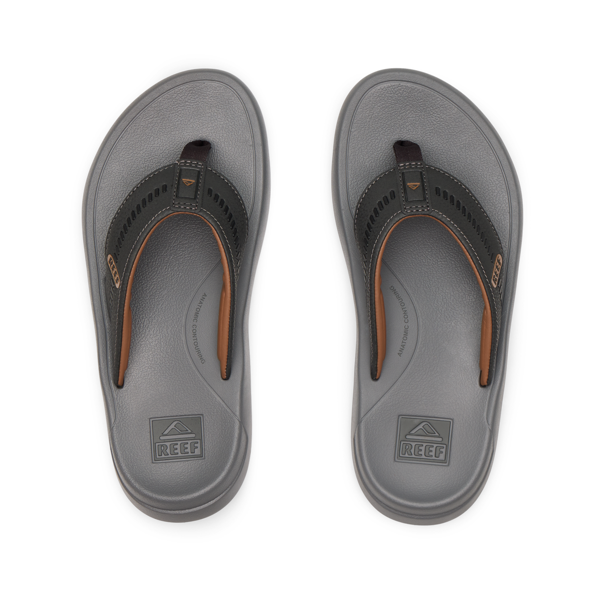 Top-down view of men's Cruiser flip flops in raven gray and brown, featuring anatomical arch support and soft cushioning.