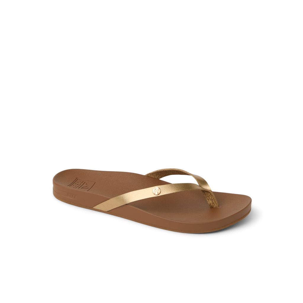 Vista Ivy women's sandal facing right, gold straps with anatomical arch support and soft cushioning for beach comfort.