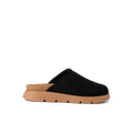 Vista Luxe Mariana women's black slip-on sandal facing right, showing side profile with cushioned sole and arch support.