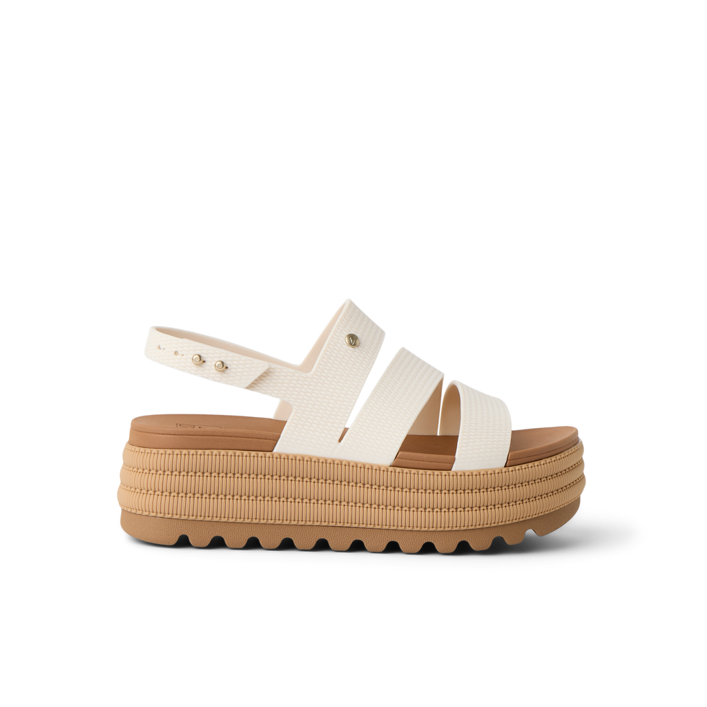 Side view of Water Vista Higher 2 women's platform sandal in neutral tones, showcasing cushioned sole and adjustable strap.