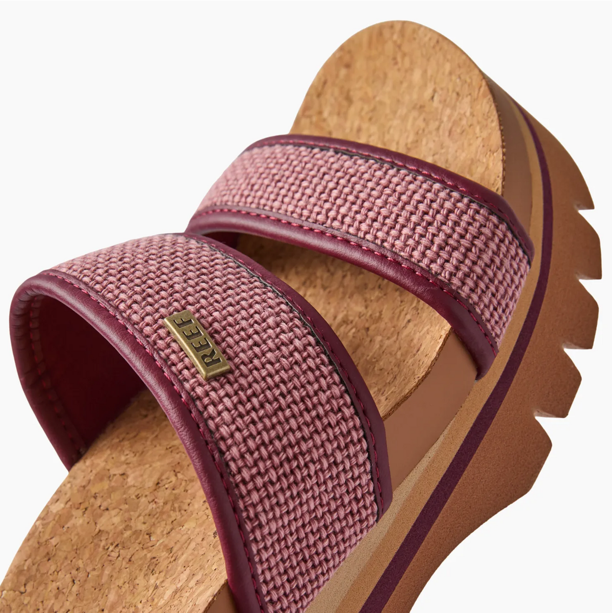 Cushion Vista Higher sandal facing right, close-up of burgundy canvas straps with anatomical arch support and cushioned cork footbed