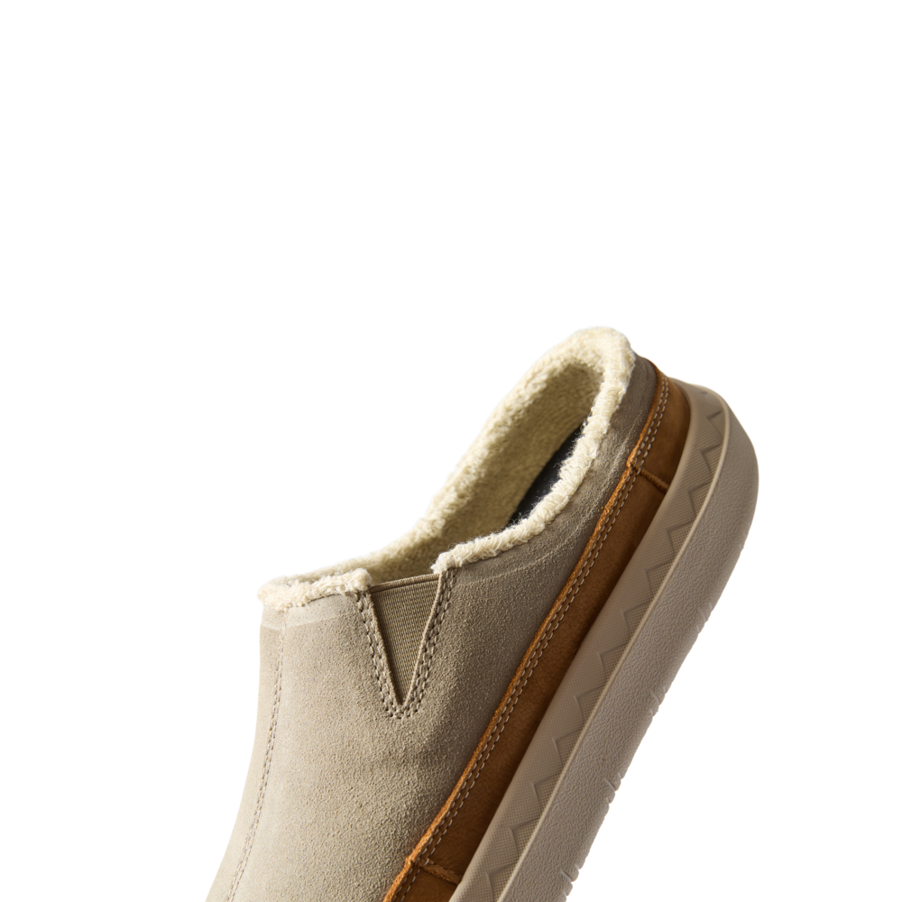 Rambler Mule facing left, close-up of upper and heel with soft-rebound cushioning and cozy lining for all-day comfort.