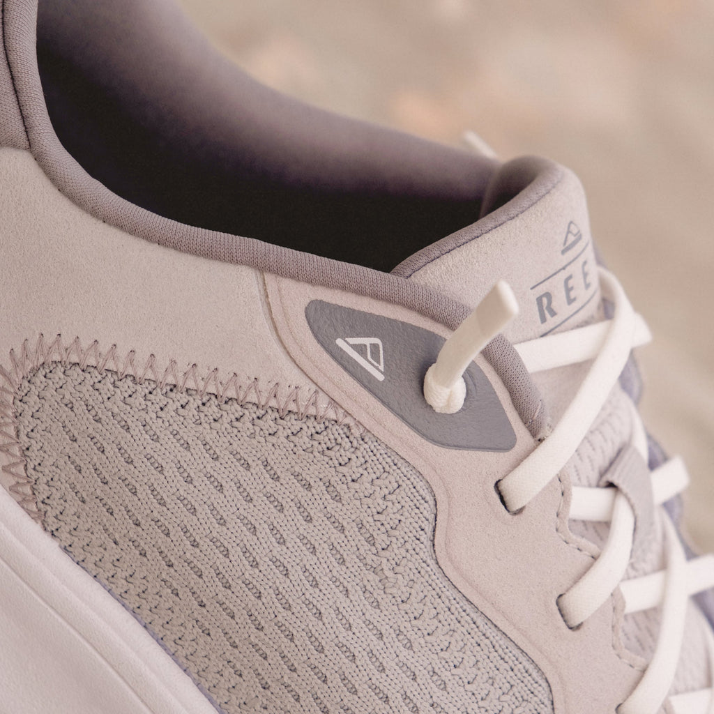 Close-up of the Shoreline Del Mar sneaker in light grey facing right, showing breathable mesh and soft cushioning.