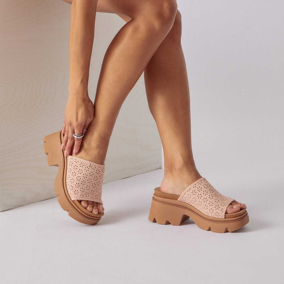Vista Luxe Evie facing right, women's open-toe suede mule sandal with perforated upper and chunky platform sole for comfort.